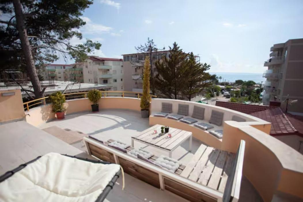 Apartament The Rooftop By Ps Golem (Tirana)
